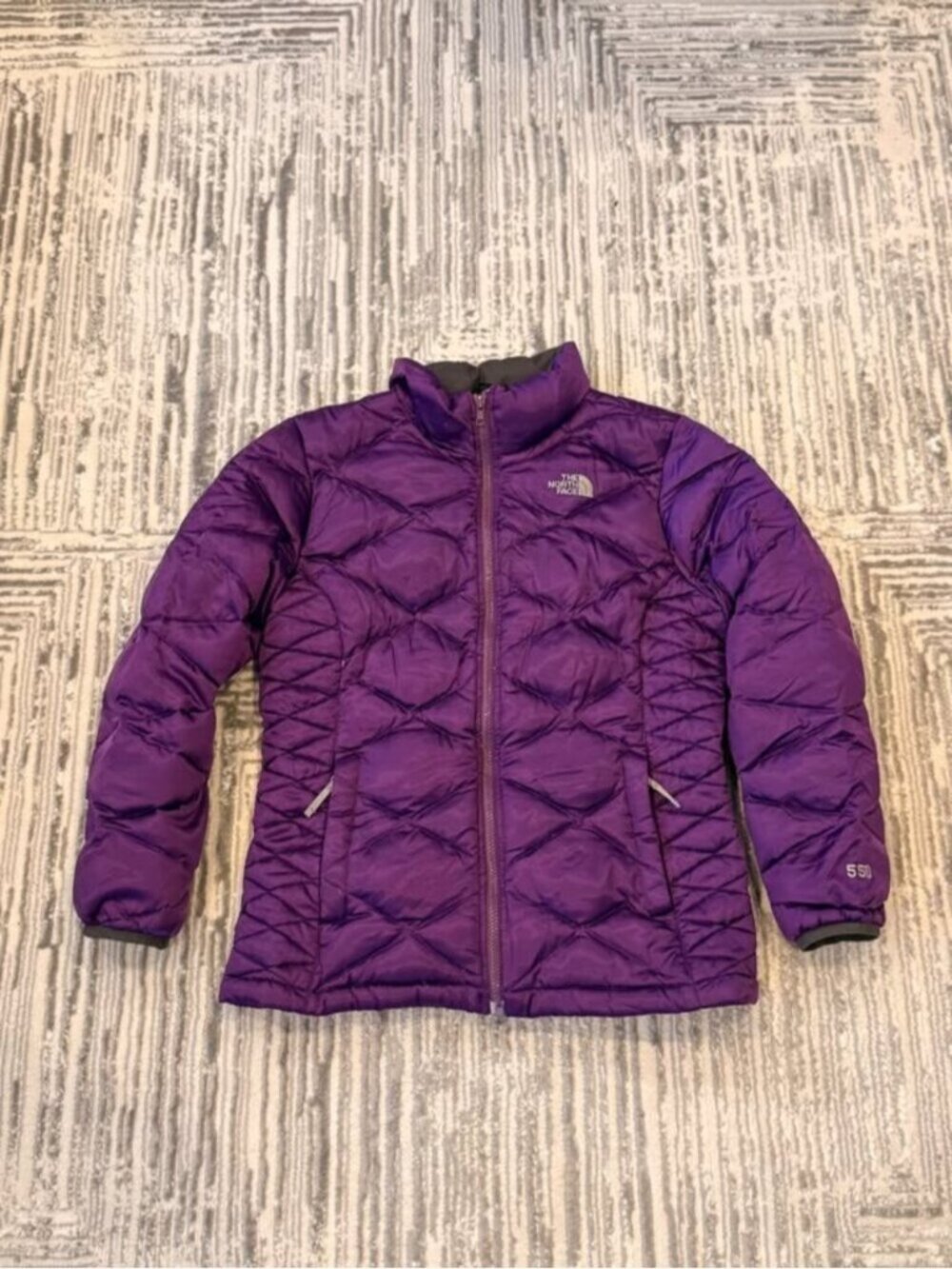 The North Face girls youth XL size 18 purple 550 down fill Winter puffer coat